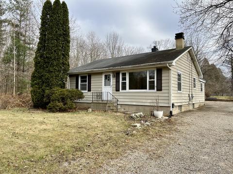 5 N769 Pearson Dr, Wayne, IL 60184 photo 2