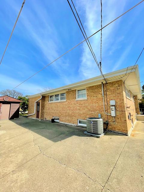 8000 W Memory Ln, Chicago, IL 60656 photo 6