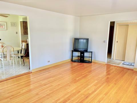 8000 W Memory Ln, Chicago, IL 60656 photo 9