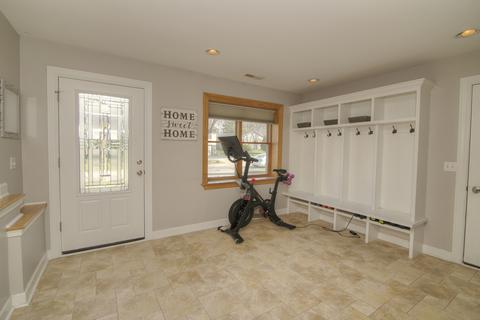 19 Hickory Ln, Algonquin, IL 60102 photo 3