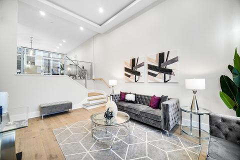 1007 E 62nd St, Chicago, IL 60637 photo 3