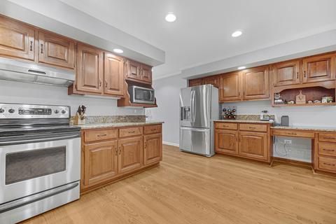 1913 Middleton Ct, Wheaton, IL 60189 photo 14