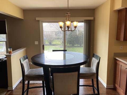 1274 Pendleton Dr, Lemont, IL 60439 photo 4