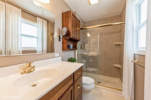 4124 Crimson Dr, Hoffman Estates, IL 60192 photo 15