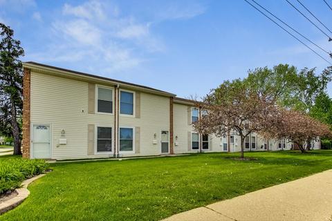 1772 Hassell Rd, Hoffman Estates, IL 60169 photo 4