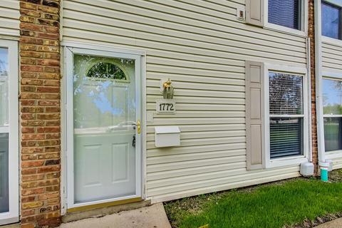 1772 Hassell Rd, Hoffman Estates, IL 60169 photo 2