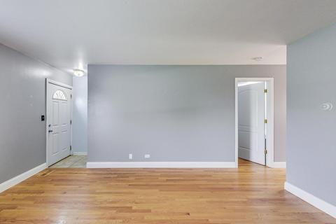 1772 Hassell Rd, Hoffman Estates, IL 60169 photo 10