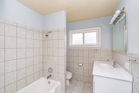 9559 Sumac Rd #A, Des Plaines, IL 60016 photo 15