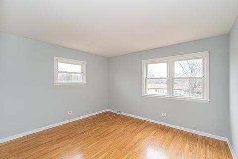 9559 Sumac Rd #A, Des Plaines, IL 60016 photo 10