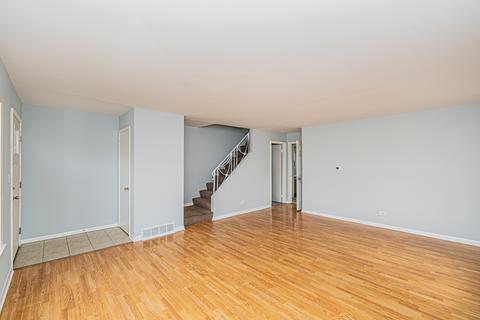 9559 Sumac Rd #A, Des Plaines, IL 60016 photo 4