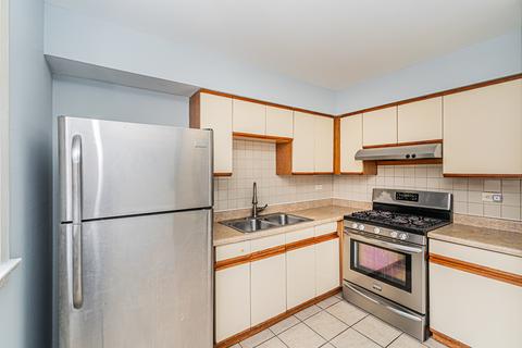 9559 Sumac Rd #A, Des Plaines, IL 60016 photo 8