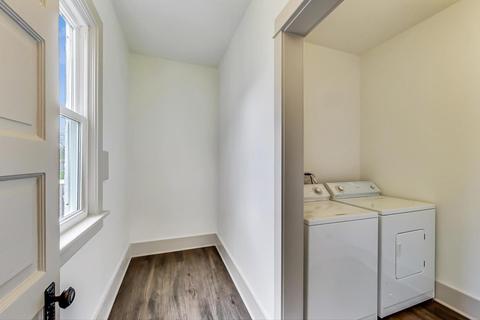 518 E Illinois St, Wheaton, IL 60187 photo 13