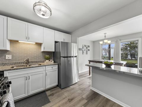 36 Exeter Ct #101C, Naperville, IL 60565 photo 3