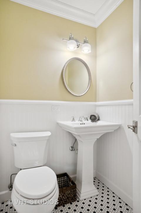 1833 Prairie St, Glenview, IL 60025 photo 9