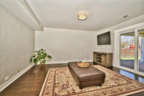 1908 E Ivy Ln, Mount Prospect, IL 60056 photo 23
