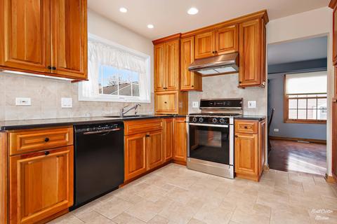 19 Deerpath Ct, Cary, IL 60013 photo 7