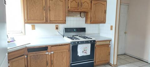 943 New Haven Ave, Aurora, IL 60506 photo 4