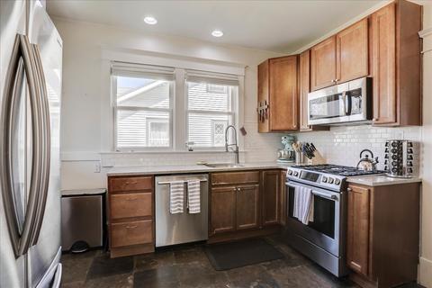 109 Fairview Ave, Bloomington, IL 61701 photo 9