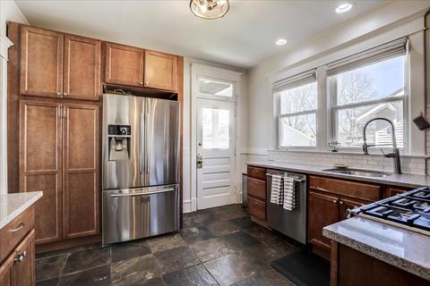 109 Fairview Ave, Bloomington, IL 61701 photo 7