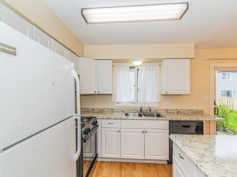 1516 Clearwater Dr, Wheeling, IL 60090 photo 7
