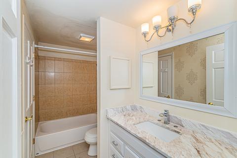 1516 Clearwater Dr, Wheeling, IL 60090 photo 16