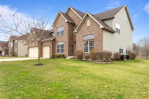 5410 Nicholson Dr, Hoffman Estates, IL 60192 photo 2