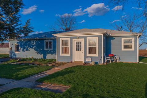 731 20th St, Panola, IL 61738 photo 2