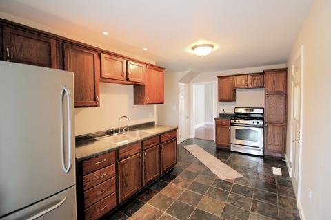 319 E Water St, Kankakee, IL 60901 photo 3