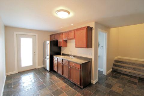 319 E Water St, Kankakee, IL 60901 photo 4
