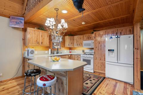 2715 Apache Trl, Mchenry, IL 60051 photo 14