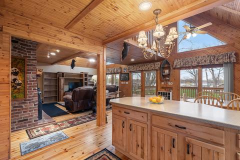 2715 Apache Trl, Mchenry, IL 60051 photo 16