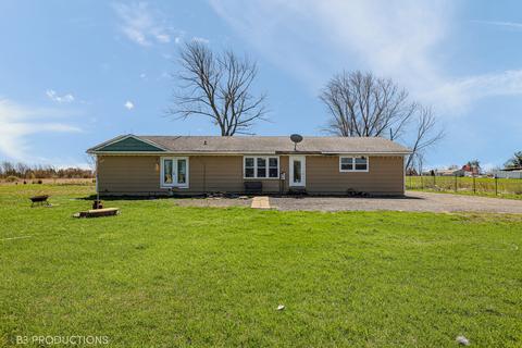 3247 E Indiana Ave, Beecher, IL 60401 photo 1