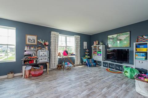 3316 Christopher Ln, Johnsburg, IL 60050 photo 12