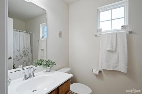 206 N Commerce St, Aurora, IL 60504 photo 19