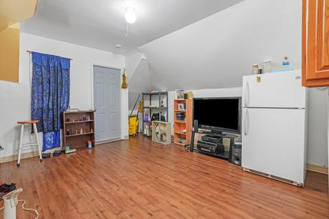 Undisclosed, Chicago, IL 60641 photo 20
