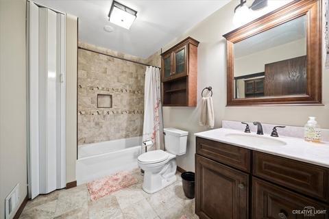 1208 Timber Dr, Sleepy Hollow, IL 60118 photo 18