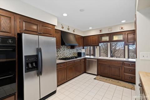 1208 Timber Dr, Sleepy Hollow, IL 60118 photo 8