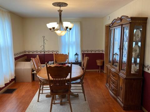 475 W Center St, Sheldon, IL 60966 photo 5
