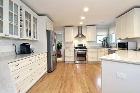 1495 Creekside Dr, Hoffman Estates, IL 60169 photo 11