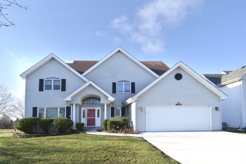 1495 Creekside Dr, Hoffman Estates, IL 60169 photo 1