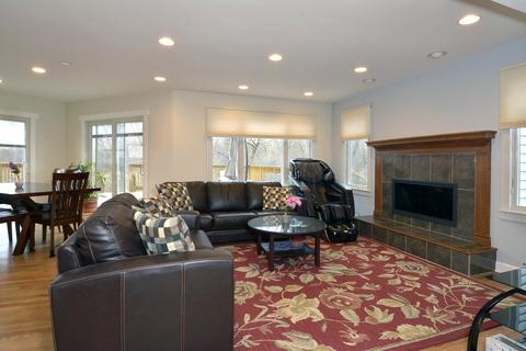 1495 Creekside Dr, Hoffman Estates, IL 60169 photo 8