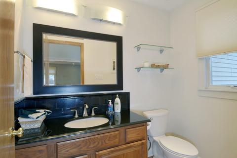 1495 Creekside Dr, Hoffman Estates, IL 60169 photo 7