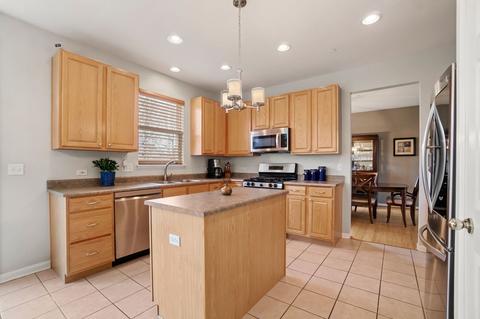 6070 Irene Dr, Hoffman Estates, IL 60192 photo 12