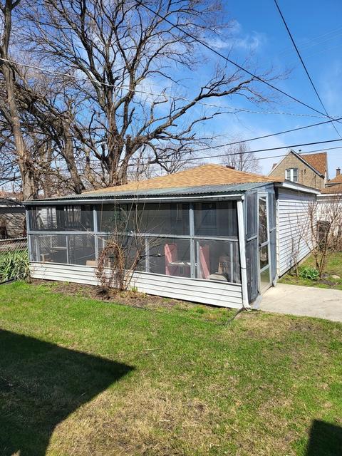 530 E 89th Pl, Chicago, IL 60619 photo 3