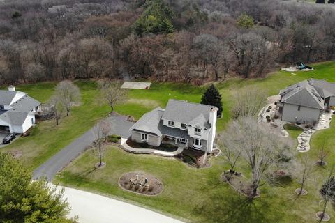 12357 Breezefield Cir, Roscoe, IL 61073 photo 3