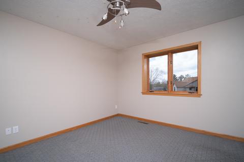 12357 Breezefield Cir, Roscoe, IL 61073 photo 36