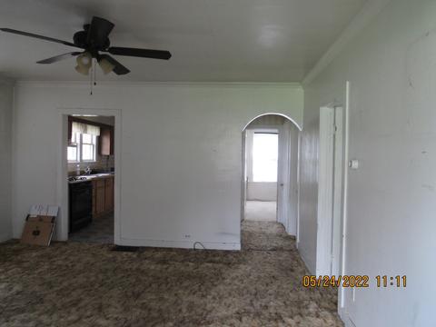 2081 Larkin Ave, Elgin, IL 60123 photo 6