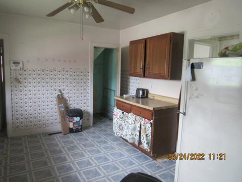2081 Larkin Ave, Elgin, IL 60123 photo 5
