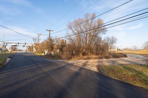 2081 Larkin Ave, Elgin, IL 60123 photo 25