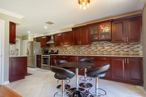 715 Bent Ridge Ln, Elgin, IL 60120 photo 7